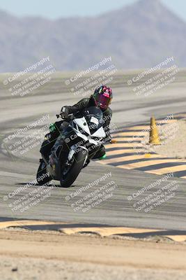 media/Oct-02-2025-Racers Edge (Thu) [[2c91cb6ab3]]/3-B Group/Session 4-Turn 12 (1pm)/